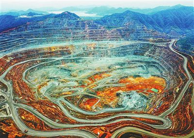 8月12日收盘国际铜期货资金流出1033.78万元