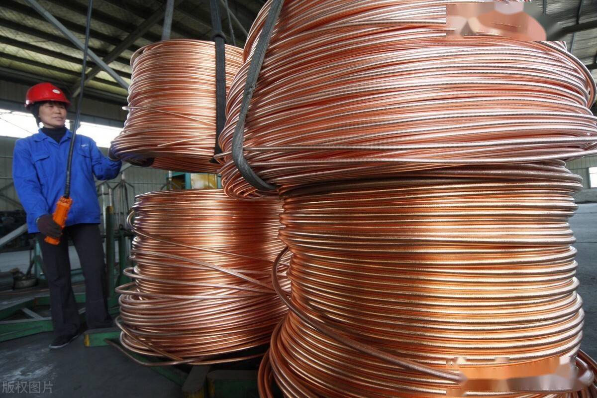 国际铜期货11月27日主力小幅上涨0.37% 收报65640.0元