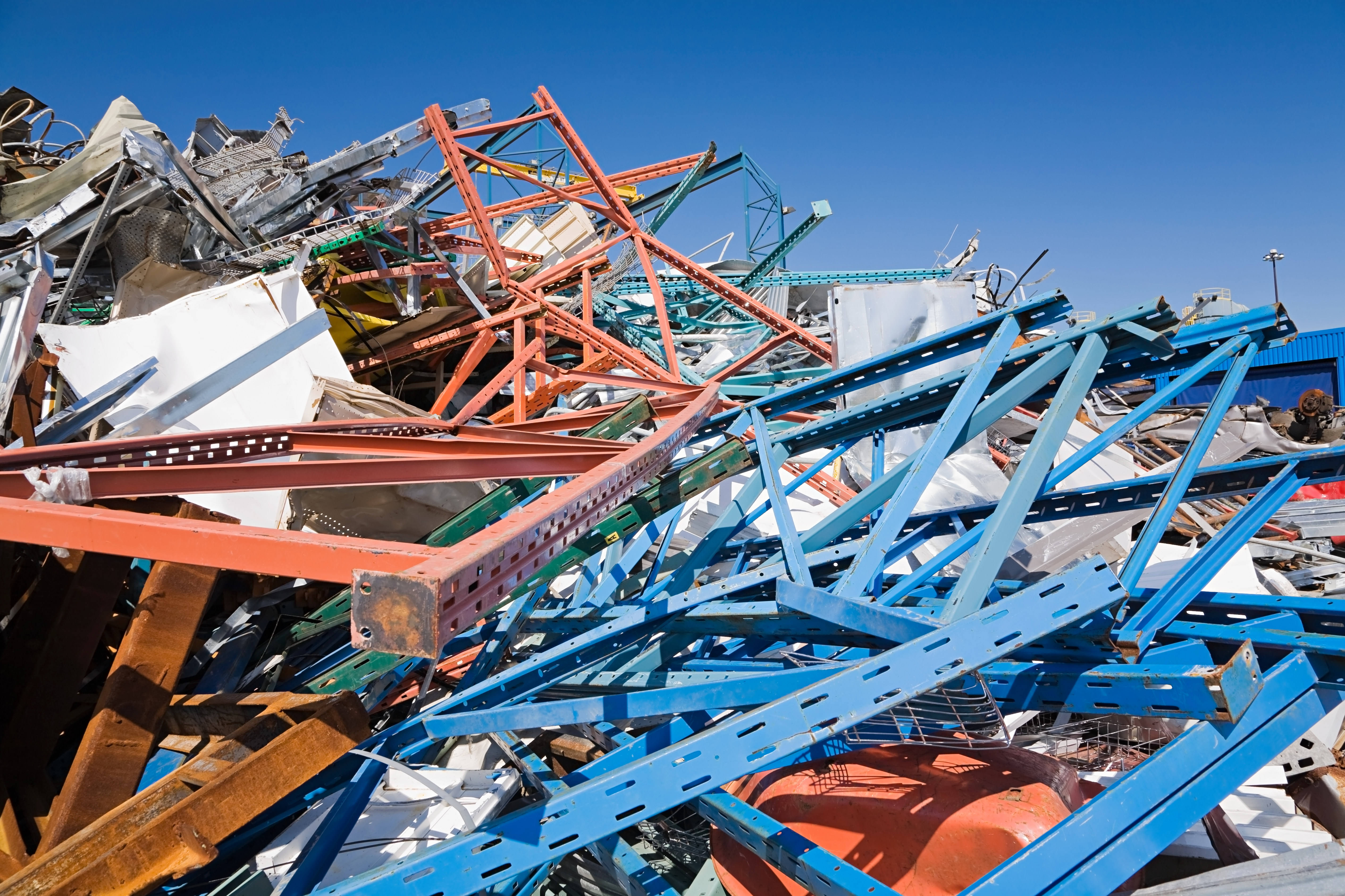 精废价差低显示废铜供应紧张 沪铜持仓较低迷