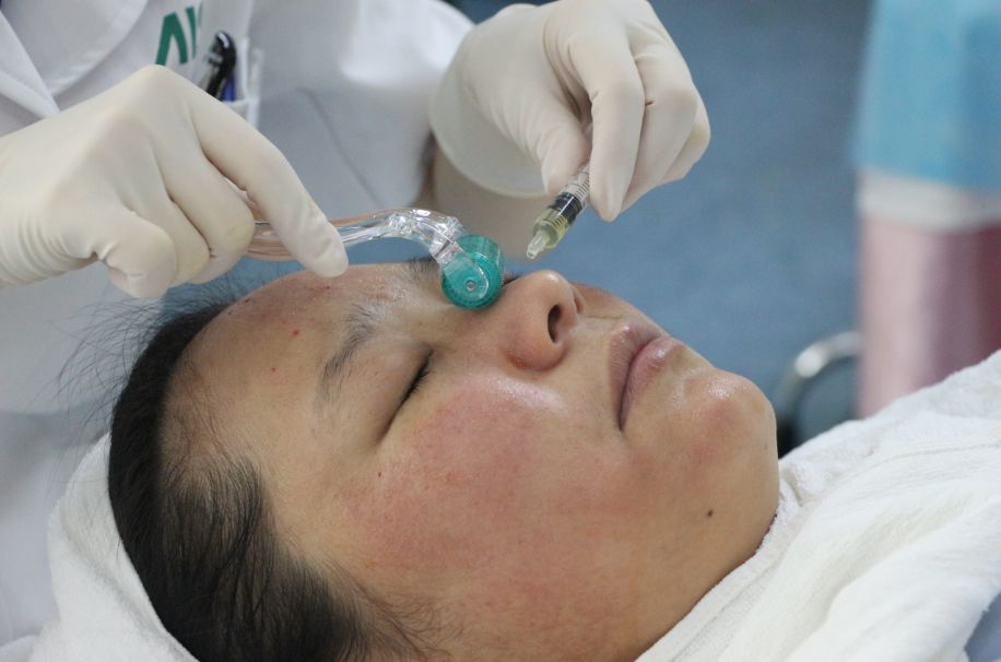 一针下去“美容”变“毁容” 记者调查医美注射乱象
